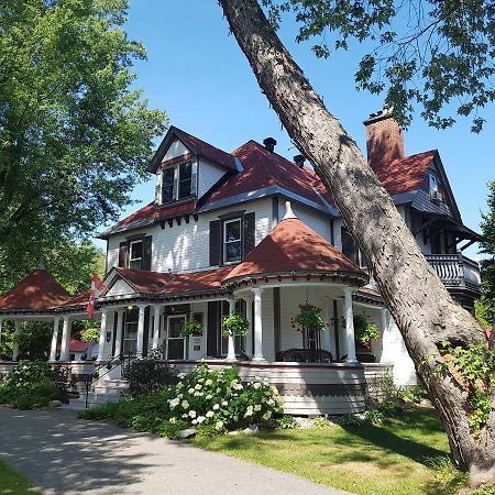 Les Trois Erables Boutique Inn Wakefield Buitenkant foto