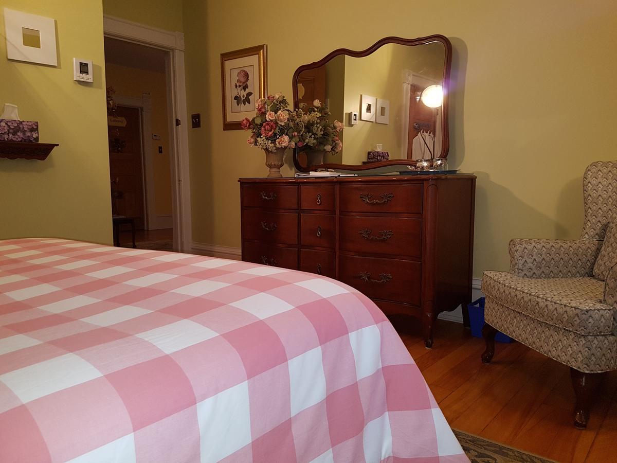Les Trois Erables Boutique Inn Wakefield Buitenkant foto