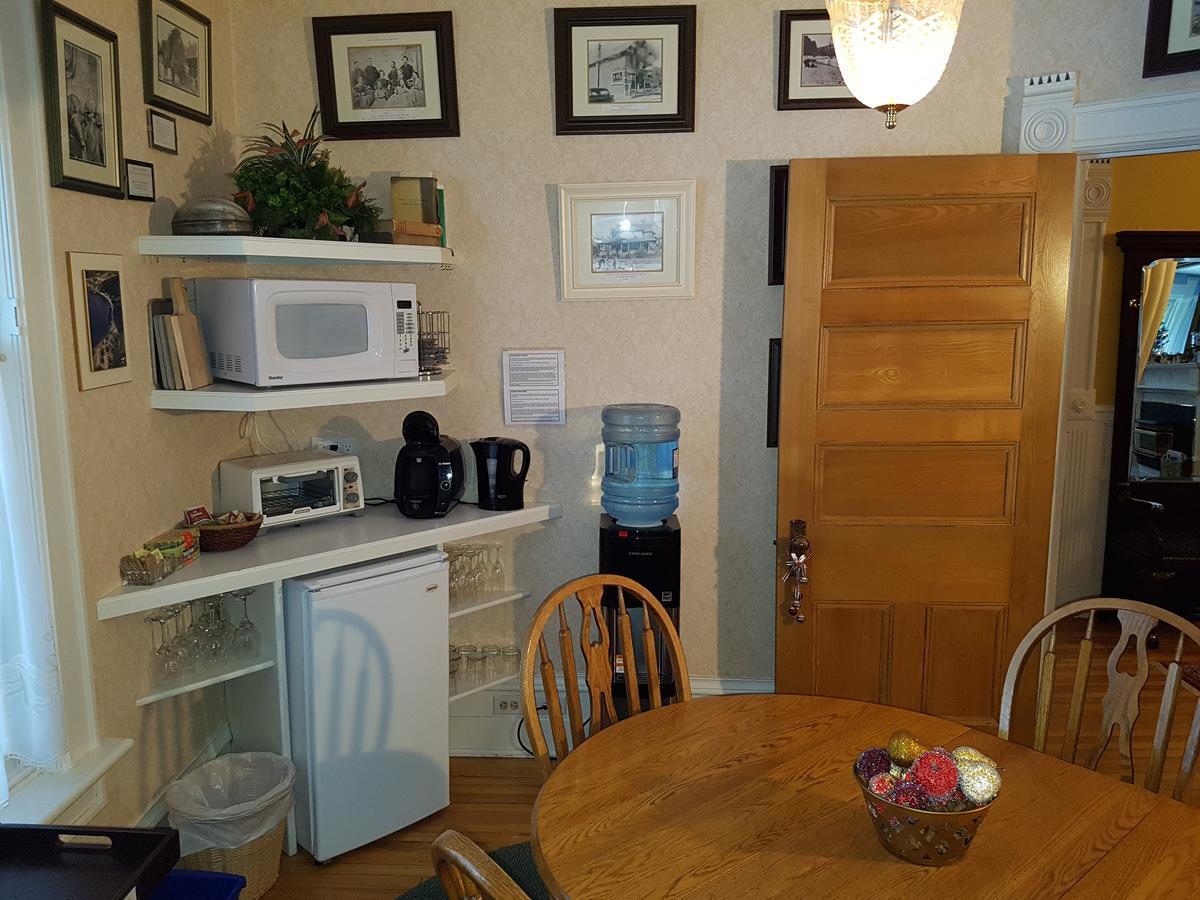 Les Trois Erables Boutique Inn Wakefield Buitenkant foto